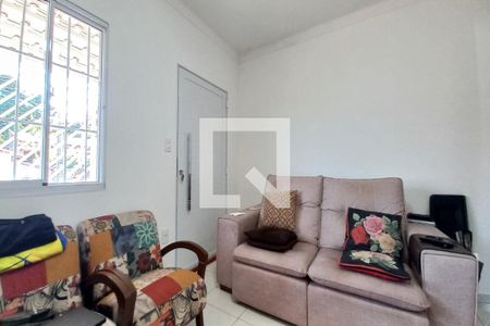 Sala de casa para alugar com 4 quartos, 150m² em Vila Marieta, Campinas