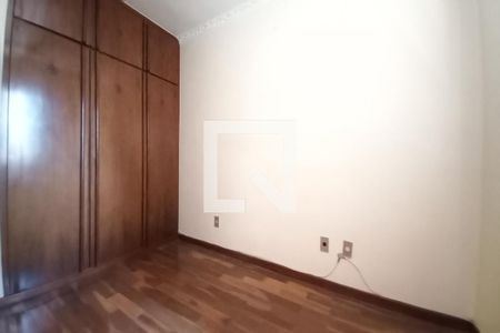 Quarto 1  de apartamento para alugar com 2 quartos, 82m² em Vila Marieta, Campinas
