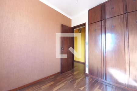 Quarto 1 de apartamento para alugar com 2 quartos, 82m² em Vila Marieta, Campinas
