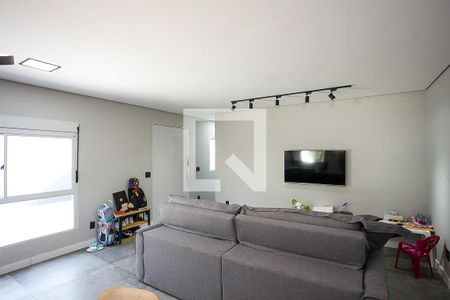 Sala / cozinha americana de casa à venda com 3 quartos, 150m² em Jardim Londrina, São Paulo