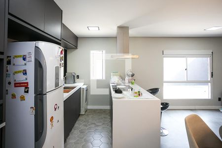 Sala / cozinha americana de casa à venda com 3 quartos, 150m² em Jardim Londrina, São Paulo