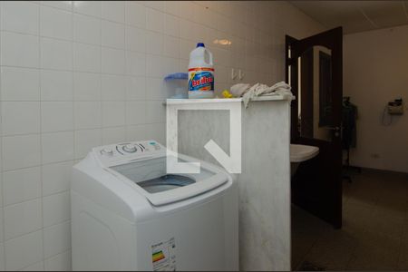 Casa de condomínio à venda com 1180m², 4 quartos e 3 vagasÁrea de serviço