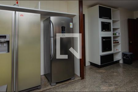 Casa de condomínio à venda com 1180m², 4 quartos e 3 vagasCozinha