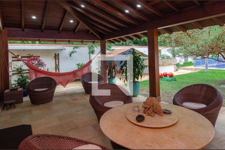 Casa de condomínio à venda com 1180m², 4 quartos e 3 vagasVaranda