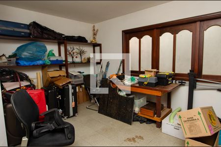 Casa de condomínio à venda com 1180m², 4 quartos e 3 vagasQuarto