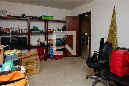 Casa de condomínio à venda com 1180m², 4 quartos e 3 vagasQuarto
