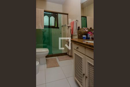 Casa de condomínio à venda com 1180m², 4 quartos e 3 vagasBanheiro da Suíte 3