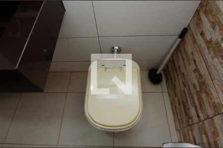 Casa de condomínio à venda com 1180m², 4 quartos e 3 vagasBanheiro externo