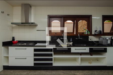 Casa de condomínio à venda com 1180m², 4 quartos e 3 vagasCozinha