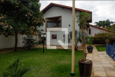 Casa de condomínio à venda com 1180m², 4 quartos e 3 vagasÁrea externa