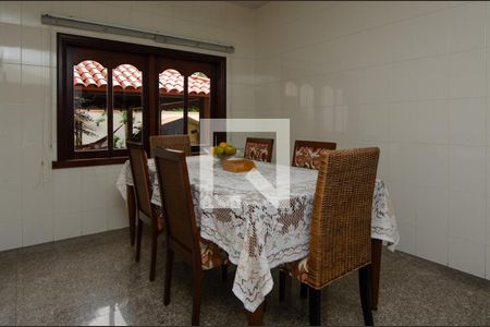 Casa de condomínio à venda com 1180m², 4 quartos e 3 vagasCozinha