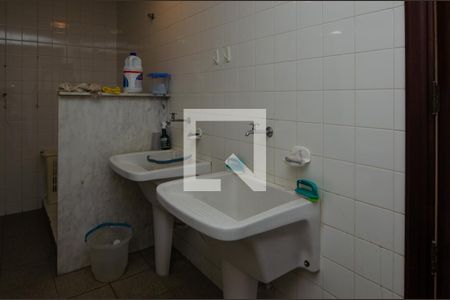 Casa de condomínio à venda com 1180m², 4 quartos e 3 vagasÁrea de serviço