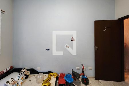 Casa à venda com 272m², 5 quartos e 8 vagas Casa à venda com 272m², 5 quartos e 8 vagasQuarto 2