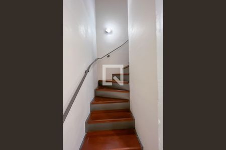 Apartamento para alugar com 45m², 1 quarto e 1 vagaEscada