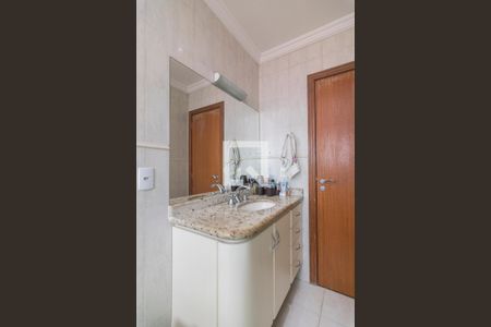 Casa à venda com 202m², 4 quartos e 3 vagasBanheiro da Suíte