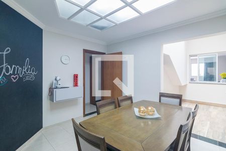 Casa à venda com 202m², 4 quartos e 3 vagasCopa