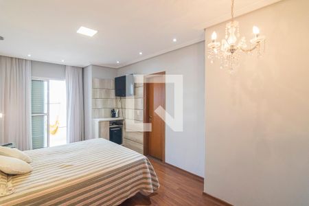 Suíte de casa à venda com 4 quartos, 202m² em Vila Scarpelli, Santo André