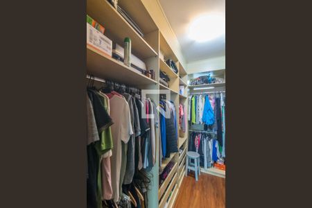 Casa à venda com 202m², 4 quartos e 3 vagasCloset da Suíte