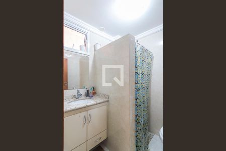 Casa à venda com 202m², 4 quartos e 3 vagasBanheiro de Serviço