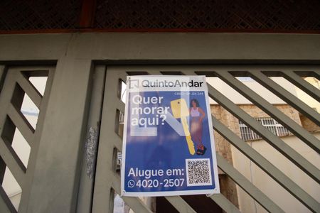 Casa à venda com 90m², 4 quartos e 3 vagasPlaquinha