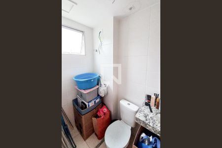 Banheiro da Suíte de apartamento à venda com 2 quartos, 48m² em Conjunto Helena Antipoff, Belo Horizonte