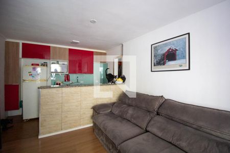 Sala de casa de condomínio à venda com 3 quartos, 68m² em Itaquera, São Paulo