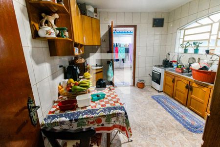 Casa à venda com 125m², 3 quartos e 2 vagasCozinha - Armários