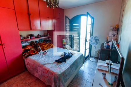 Casa à venda com 125m², 3 quartos e 2 vagasSuíte