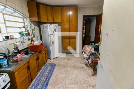 Casa à venda com 125m², 3 quartos e 2 vagasCozinha - Armários