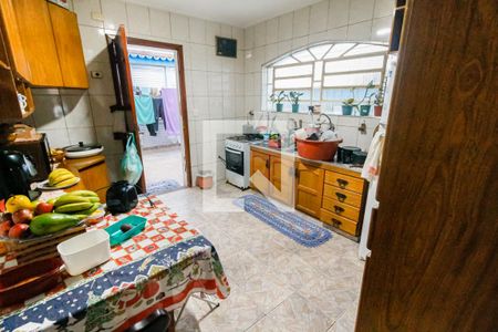 Casa à venda com 125m², 3 quartos e 2 vagasCozinha - Armários