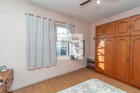 Quarto de apartamento para alugar com 3 quartos, 130m² em Passo D’areia, Porto Alegre