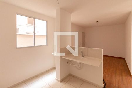 Apartamento à venda com 60m², 2 quartos e 1 vaga Apartamento à venda com 60m², 2 quartos e 1 vagaCozinha e Área de Serviço