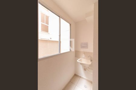 Apartamento à venda com 60m², 2 quartos e 1 vaga Apartamento à venda com 60m², 2 quartos e 1 vagaCozinha e Área de Serviço