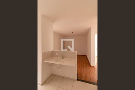 Apartamento à venda com 60m², 2 quartos e 1 vaga Apartamento à venda com 60m², 2 quartos e 1 vagaCozinha e Área de Serviço