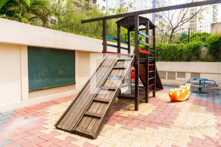 Apartamento à venda com 65m², 2 quartos e 1 vagaÁrea comum - Playground