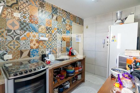 Apartamento à venda com 65m², 2 quartos e 1 vagaCozinha