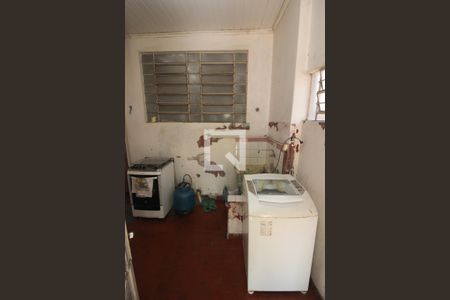 Casa à venda com 180m², 3 quartos e 3 vagasÁrea de Serviço