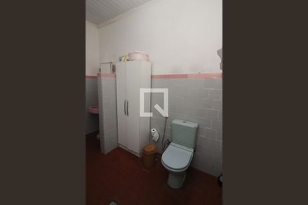 Casa à venda com 180m², 3 quartos e 3 vagasBanheiro