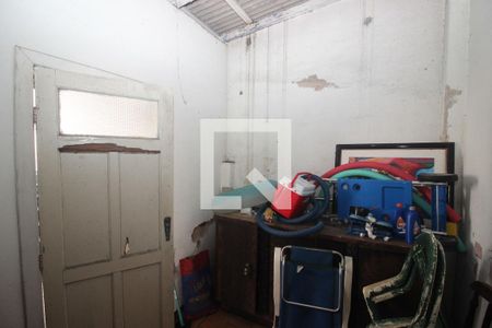 Casa à venda com 180m², 3 quartos e 3 vagasQuarto de Serviço