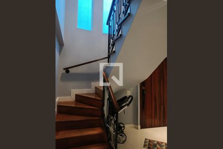 Casa à venda com 275m², 5 quartos e 2 vagas