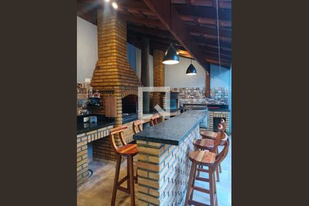 Casa à venda com 275m², 5 quartos e 2 vagas