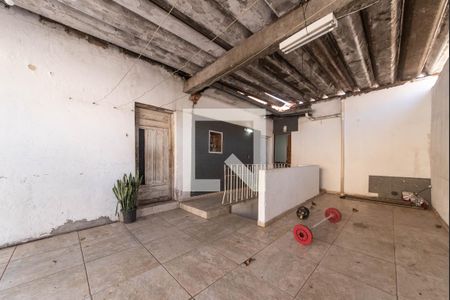 Casa à venda com 50m², 1 quarto e 2 vagasGaragem