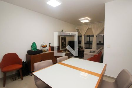 Sala de apartamento à venda com 2 quartos, 57m² em Santana, Porto Alegre