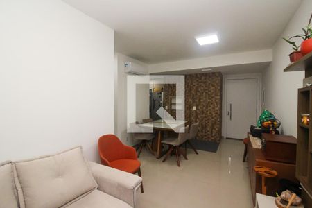 Sala de apartamento à venda com 2 quartos, 57m² em Santana, Porto Alegre