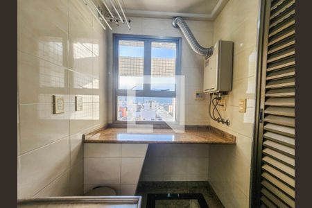 Apartamento para alugar com 120m², 3 quartos e 2 vagas Apartamento para alugar com 120m², 3 quartos e 2 vagasÁrea de Serviço