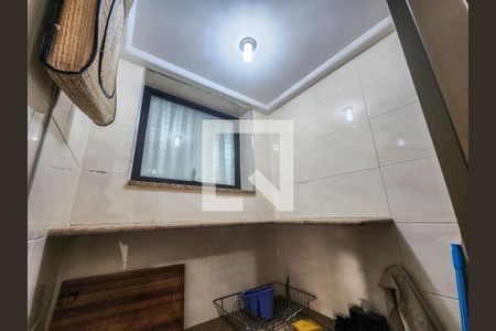 Apartamento para alugar com 120m², 3 quartos e 2 vagas Apartamento para alugar com 120m², 3 quartos e 2 vagasÁrea de Serviço