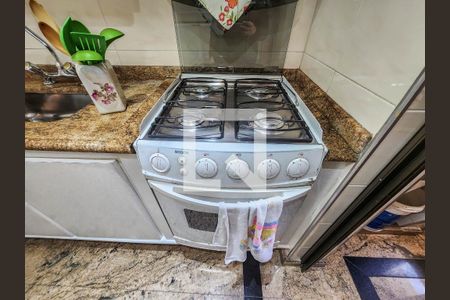 Apartamento para alugar com 120m², 3 quartos e 2 vagas Apartamento para alugar com 120m², 3 quartos e 2 vagasCozinha