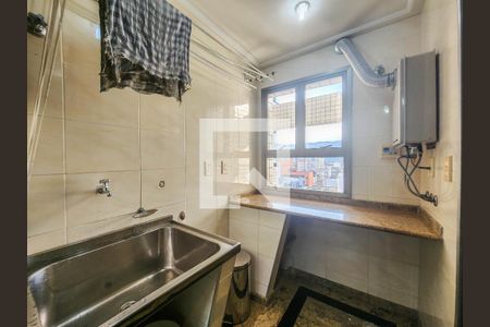 Apartamento para alugar com 120m², 3 quartos e 2 vagas Apartamento para alugar com 120m², 3 quartos e 2 vagasÁrea de Serviço