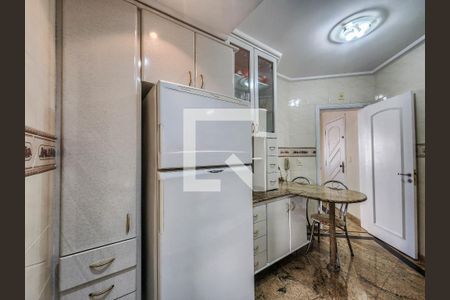 Apartamento para alugar com 120m², 3 quartos e 2 vagas Apartamento para alugar com 120m², 3 quartos e 2 vagasCozinha