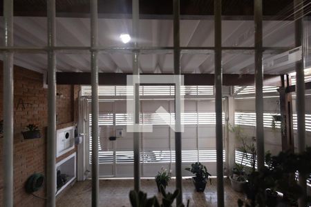 Vista Sala de casa à venda com 2 quartos, 170m² em Vila Carlos de Campos, São Paulo